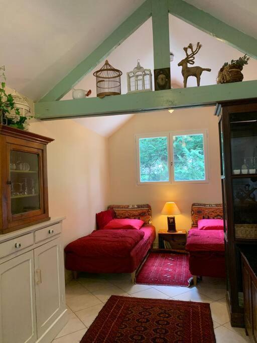Maisonnette En Clairiere De Foret Gambais Ngoại thất bức ảnh